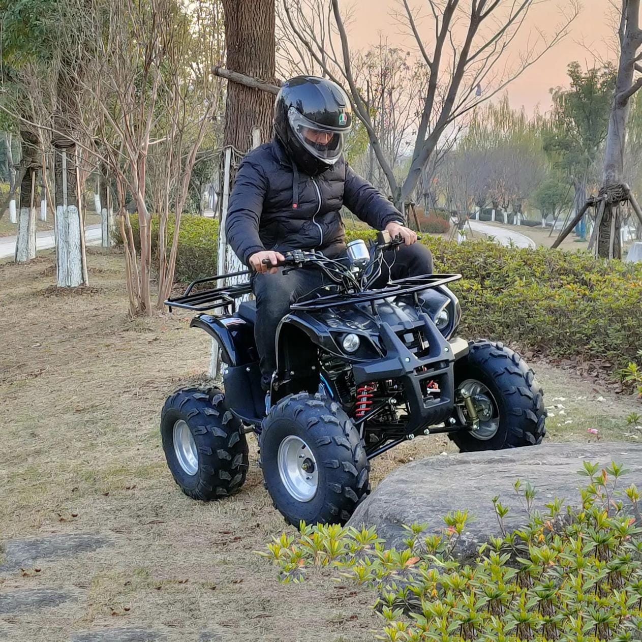 Xe-ATV-125cc-XA2-dong-co-xang-4-thi-02