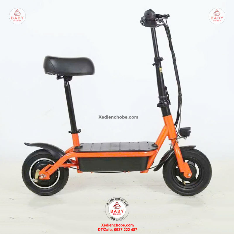 Xe-scooter-dien-E02-gap-gon-co-ghe-ngoi-cho-be-di-hoc-11